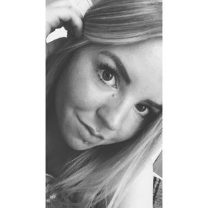 Meet your Posher, Ali